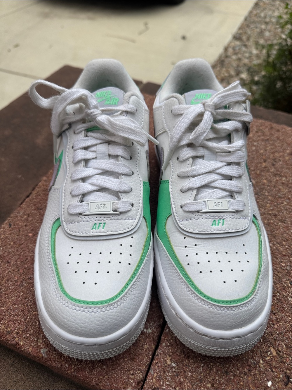 Women’s Nike Air Force 1 Low - White with Mint Green and lavendar Accents Size 9